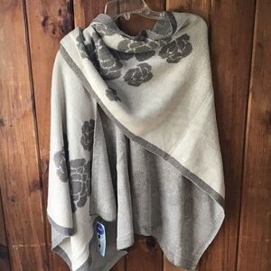 Gray Floral Shawl Wrap Gold Thread One Size